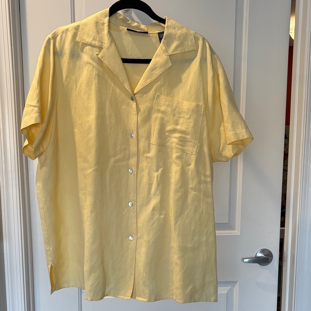 Karen Scott Light Yellow Casual Button Down Shirt